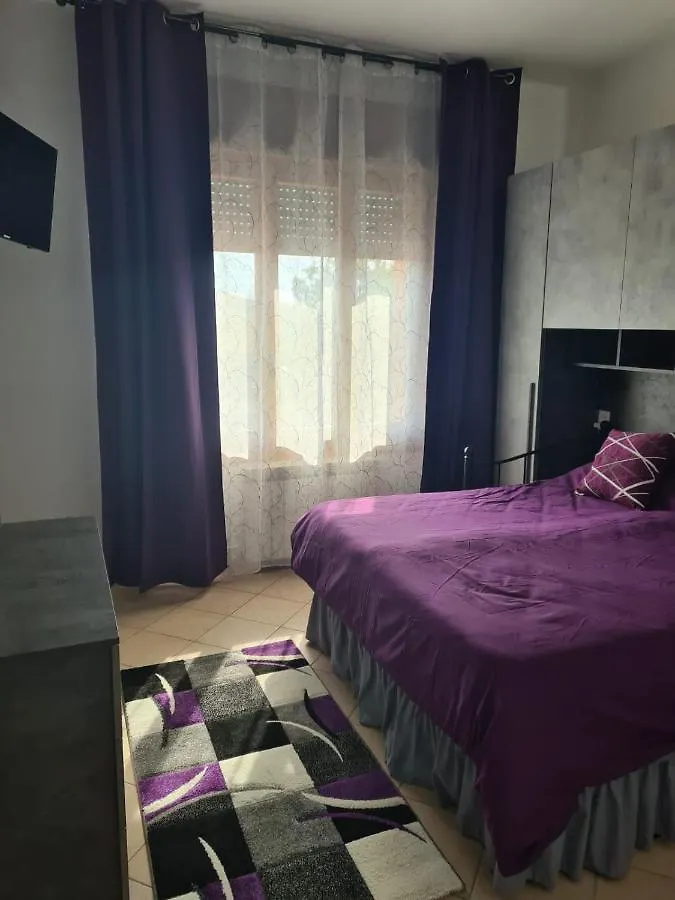 Silver Home Bagnolo San Vito Apartment