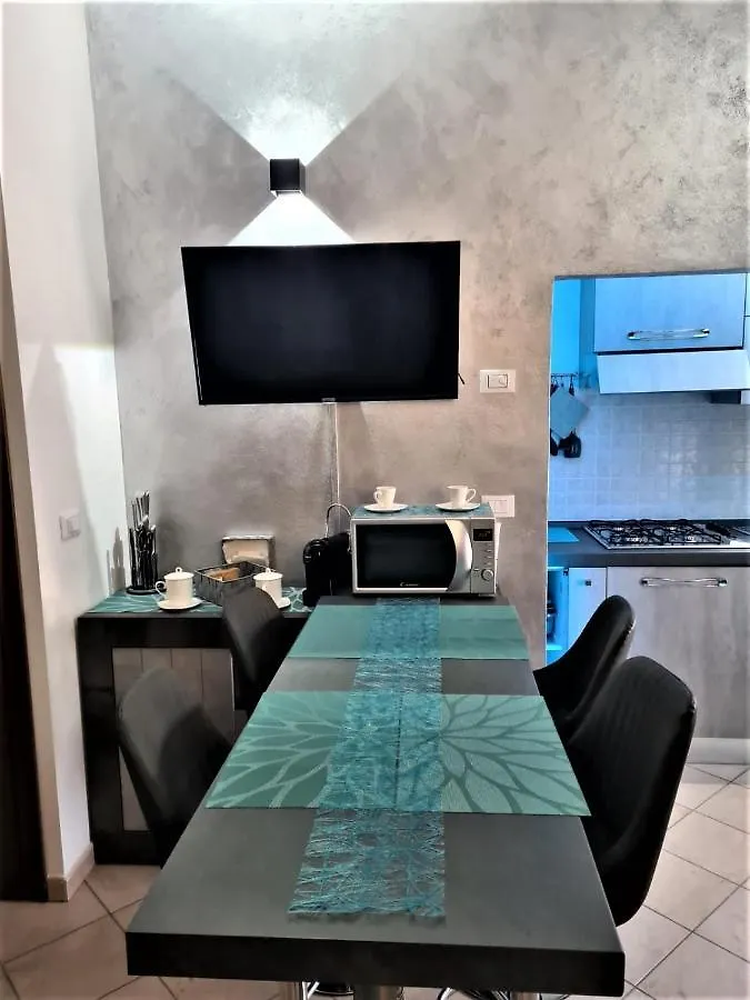 Silver Home Bagnolo San Vito 0*,